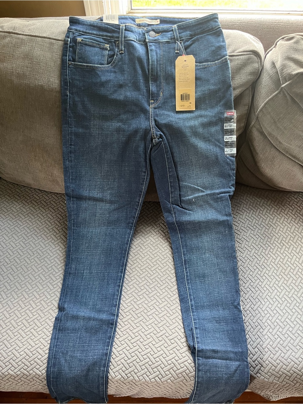Levi's Women’s High Rise Skinny Jeans in Dark Blue Wash